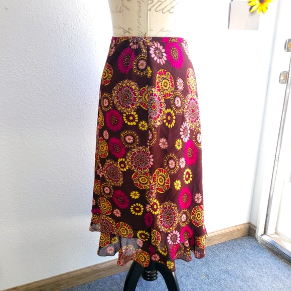 MICHELE MICHELE Retro Floral Skirt - Picture 1 of 3